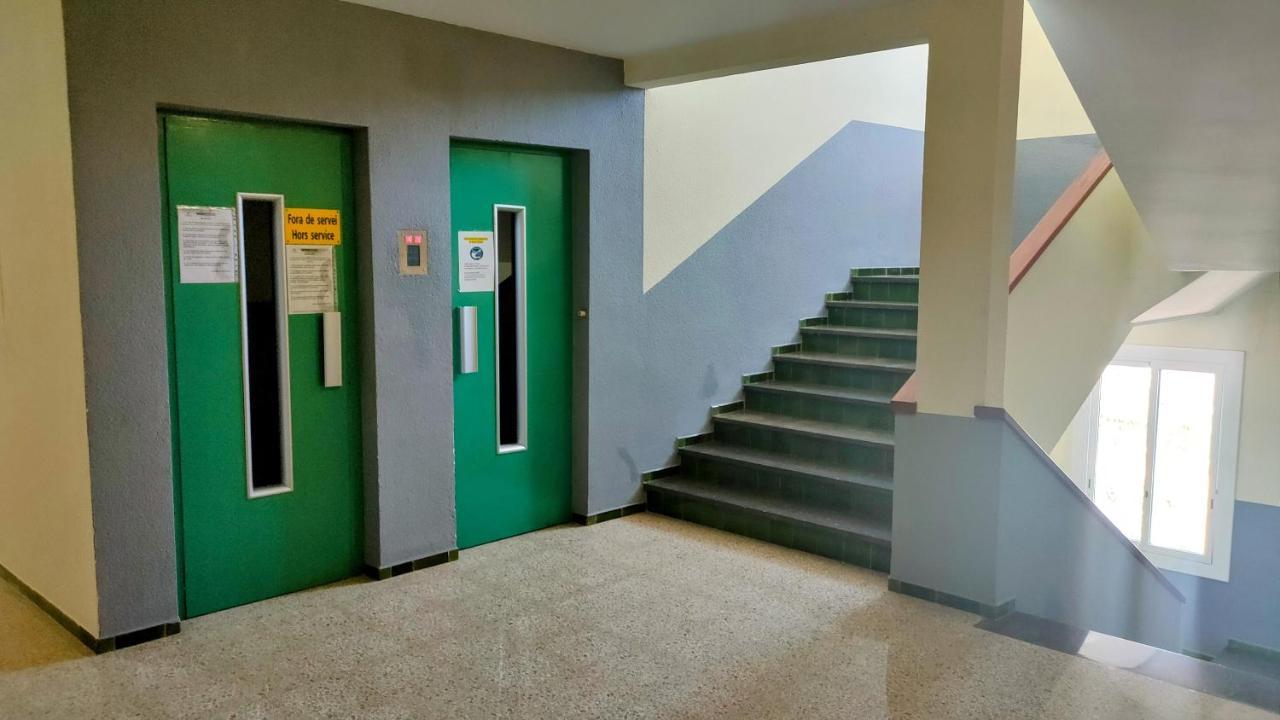 Summer Breeze Apartment إمبوريابرافا المظهر الخارجي الصورة